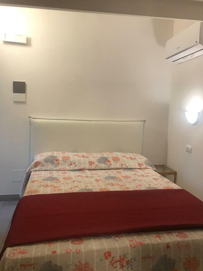 Guest House Montenegro 斯培西亚 外观 照片
